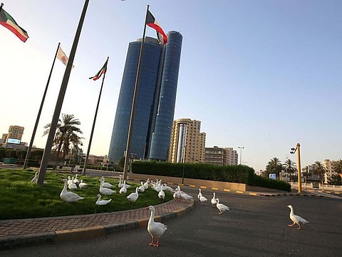  Based on a Fitch Ratings report, the fund has dropped for the sixth year in a row, mainly due to deficit financing and the repayment of domestic maturities.
