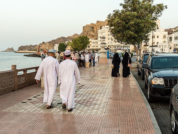 20200621_Oman_corniche