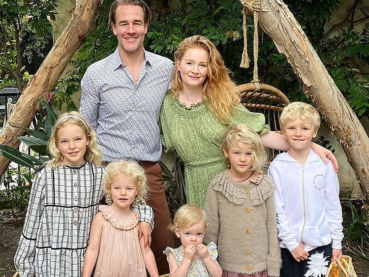 James Van Der Beek with his family