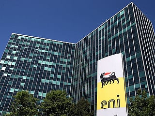 The Italian government has slapped an anti-trust fine amounting to nearly $1 billion to  ENI and five other companies for "restricting competition".