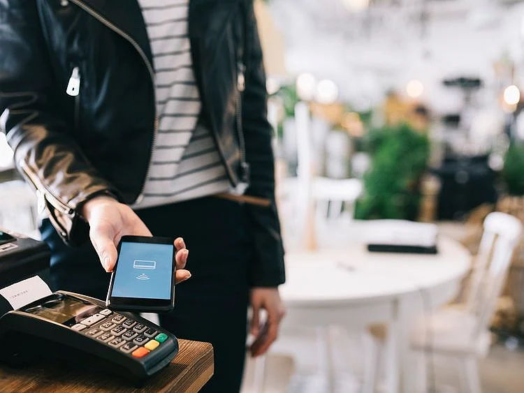 Digital banking dubai COVID-19