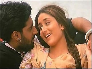 Abhishek Bachchan, Kareena Kapoor mark 20 years in Bollywood
