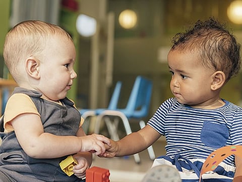 How to encourage kids to be kind
