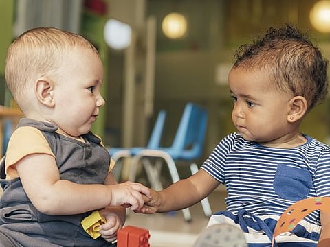 How to encourage kids to be kind