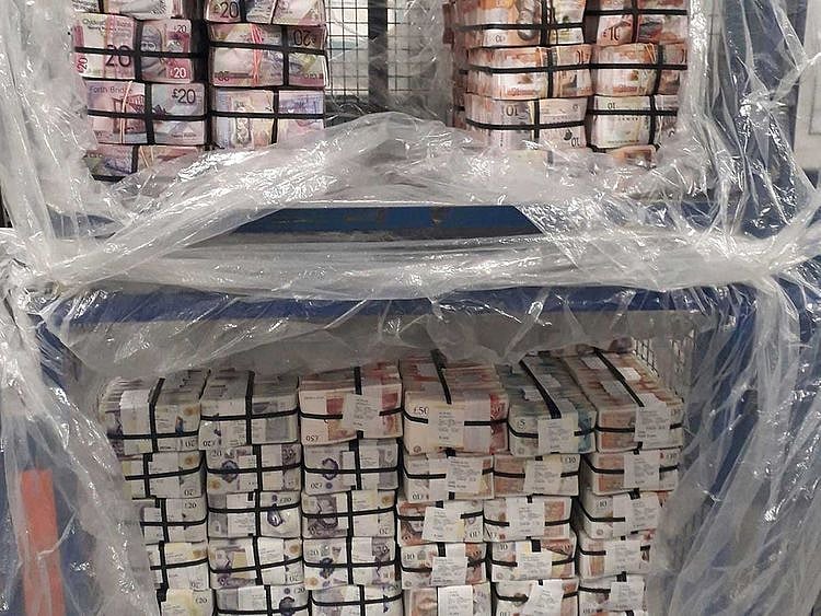 Enrochat London police Europe chat bust gang currency