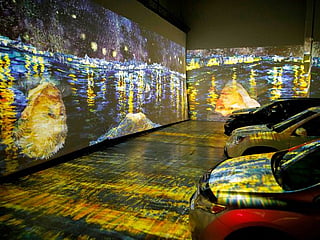COVID-19: In Canada, art lovers head to drive-in for safe Van Gogh show