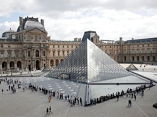 COVID -19 France: Louvre museum reopens after four months in Paris 