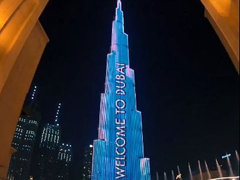 Burj Khalifa lights up
