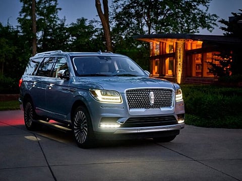 Lincoln Navigator's latest version is a lot lighter on its wheels.