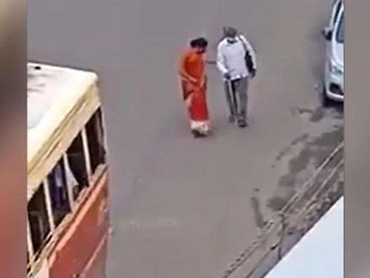 Kerala woman helps blind man