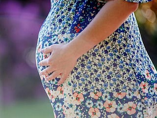 COVID-19 Pregnancy: Don't worry about transmitting virus to your baby, say experts