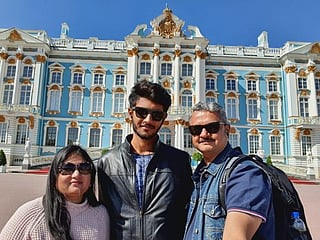 Indian parents in UAE seek visit visas to bring home children stranded in India