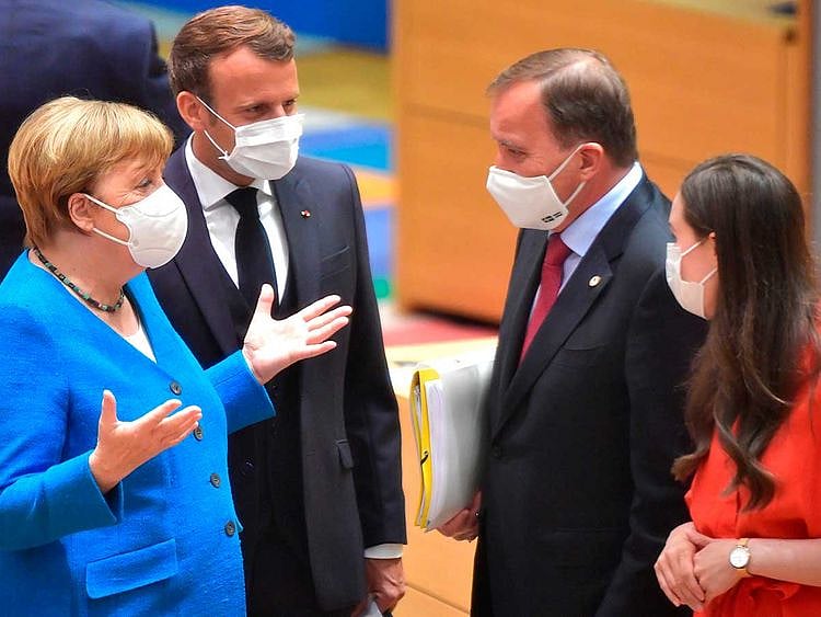 OPN_Merkel_Macron