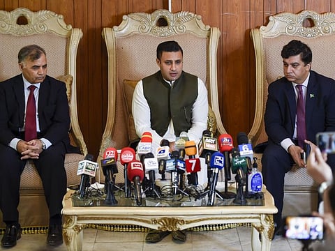 Syed Zulfiqar Abbas Bukhari, Special Assistant to the Prime Minister on Ministry Overseas Pakistanis & HRD, along with Ghulam Dastgir(left), Pakistani Ambassador to the UAE, and Ahmad Amjad Ali(right), The Consul General of Pakistan, Dubai,  during an interaction with the media at Pakistan Consulate in Dubai. 23rd July 2020. Photo: Ahmed Ramzan/ Gulf News
