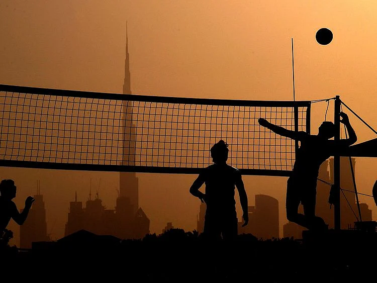 Action at Kite Beach in Jumeirah, Dubai