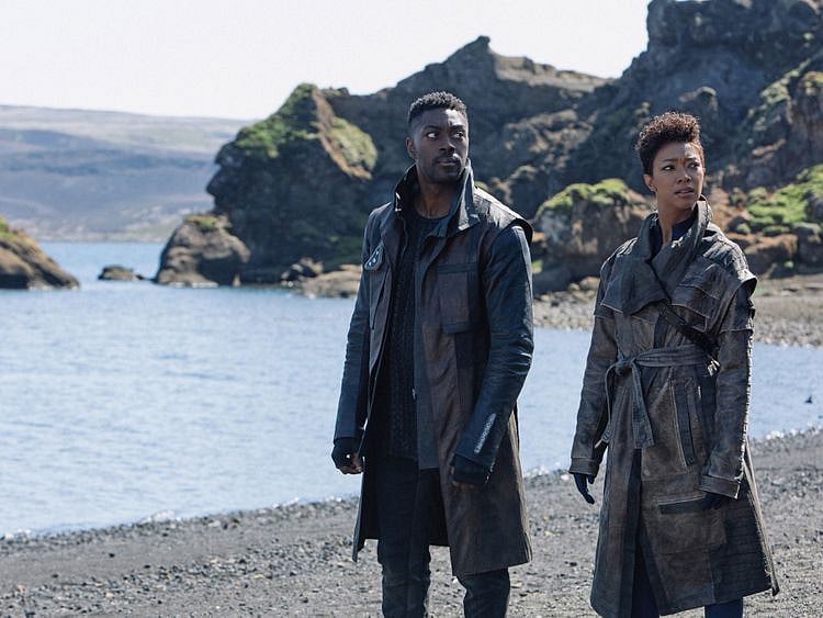 Sonequa Martin-Green and David Ajala in season three of 'Star Trek Discovery'-1595917555586