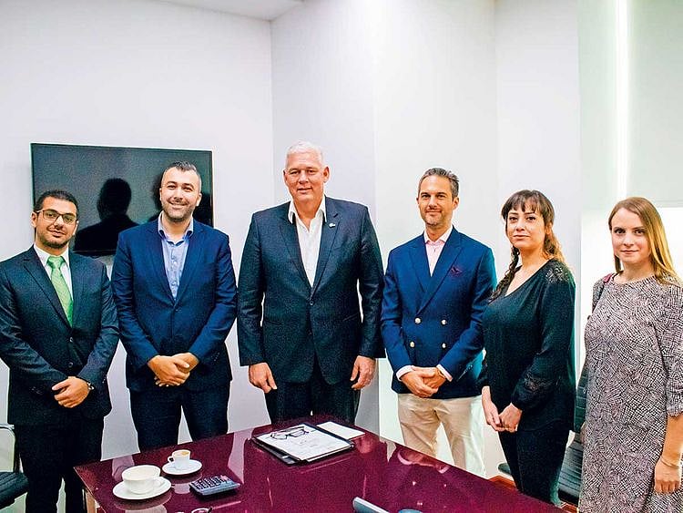 SU_200728_Citizenship-adv-Savory&Partners-for-web