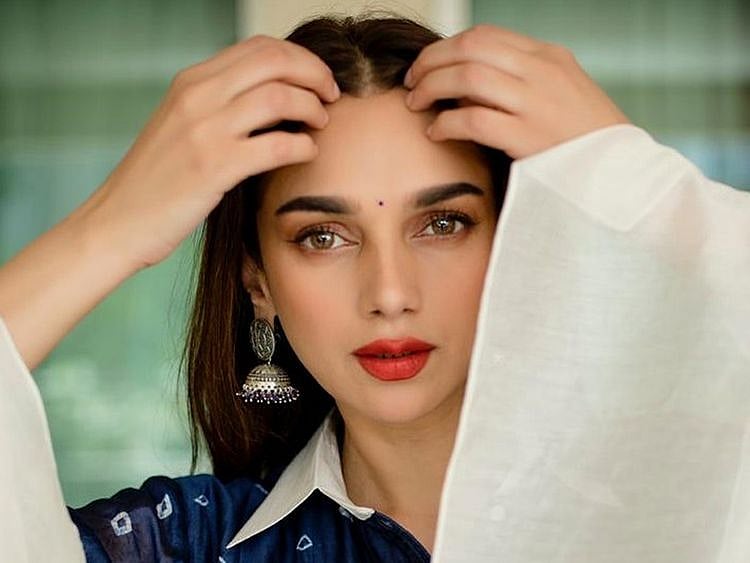 TAB Aditi Rao Hydari1-1596361298799