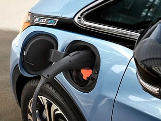GM moves to build nationwide electric-vehicle charging network in the US