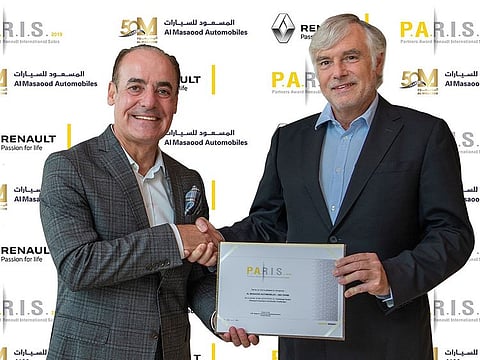 Irfan Tansel, Chief Executive Officer, Al Masaood Automobiles (left) with Bernard Chretien, Managing Director, Renault Middle East & Pacific.