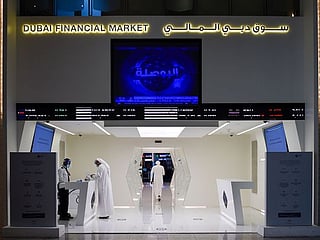 UAE stocks back in positive territory as investors hit pause on Omicron disruptions  