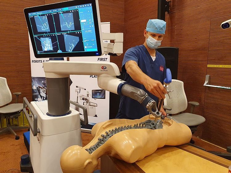 NAT 20817 SPINAL SURGERY-1597670061840