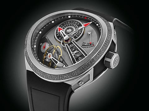 The Balancier S is no shrinking violet - the case, at its widest, measures 45 mm and (with the curved sapphire crystal) is 15.60 mm thick.