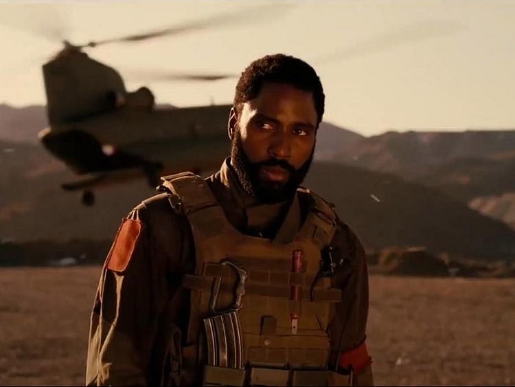 TAB 200825 John David Washington in Tenet2-1598343905856