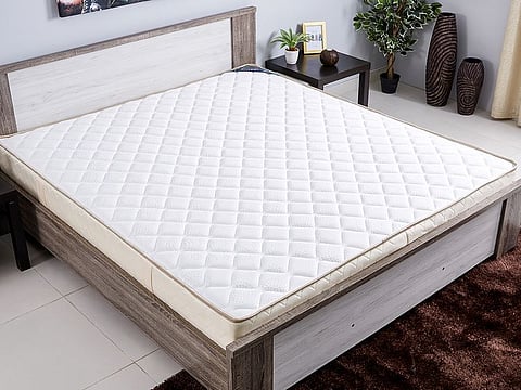 Home Box is dedicated to making customers feel at home by continuing to provide them with an excellent home shopping experience