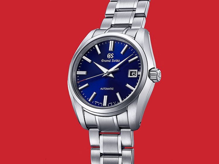 Grand-Seiko_60th-anniversary_SBGR321_dawn_GN_hero