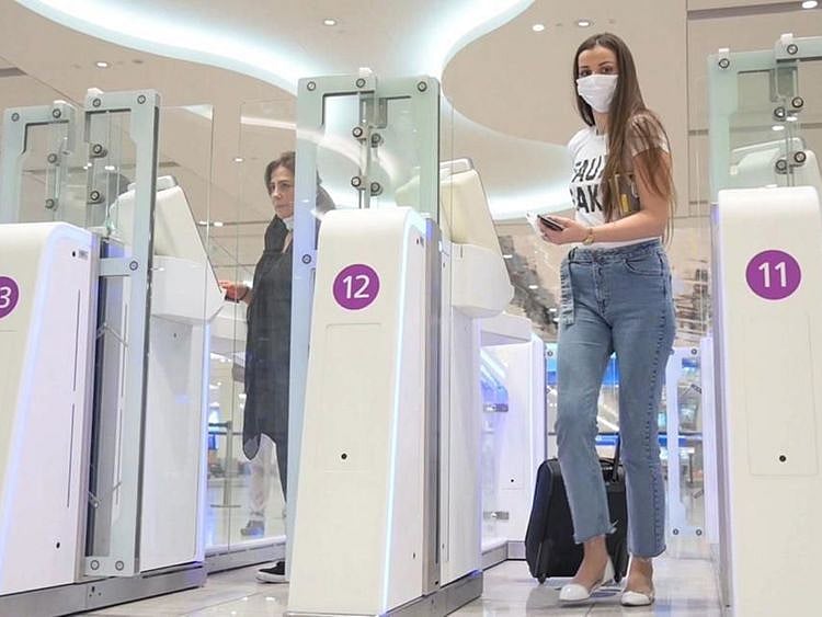 Stock Dubai airport smart gate