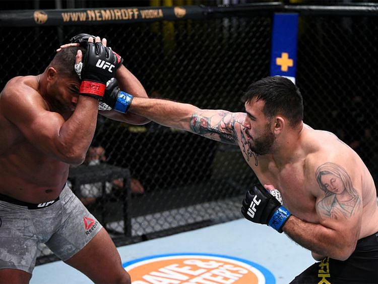 Alistar Overeem defeated Augusto Sakai at UFC Fight Night