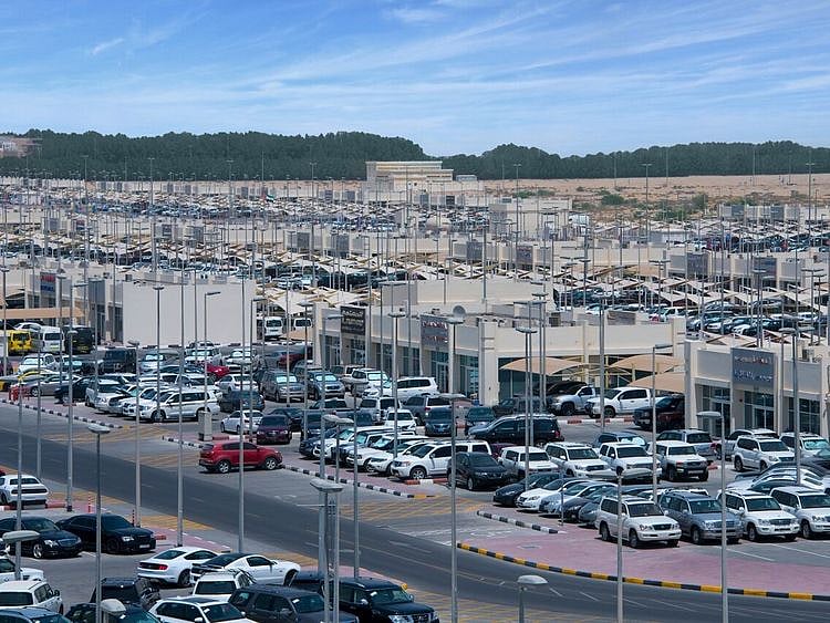 Souq Al Haraj: Buy, sell, insure, register your vehicle here. It’s a one-stop shop for petrol head types, too, as it also offers options for vehicle modifications.