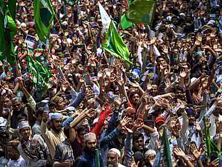 Photos: Anti-Shiite protesters march for second day in Karachi
