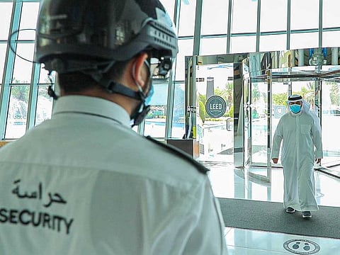 The new Smart Helmet is designed to conduct a contactless rapid screening of the temperatures of single persons, or crowds, in real time. 