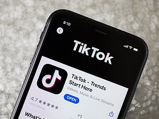 Italy probes 'TikTok challenge' death of 10-year-old girl