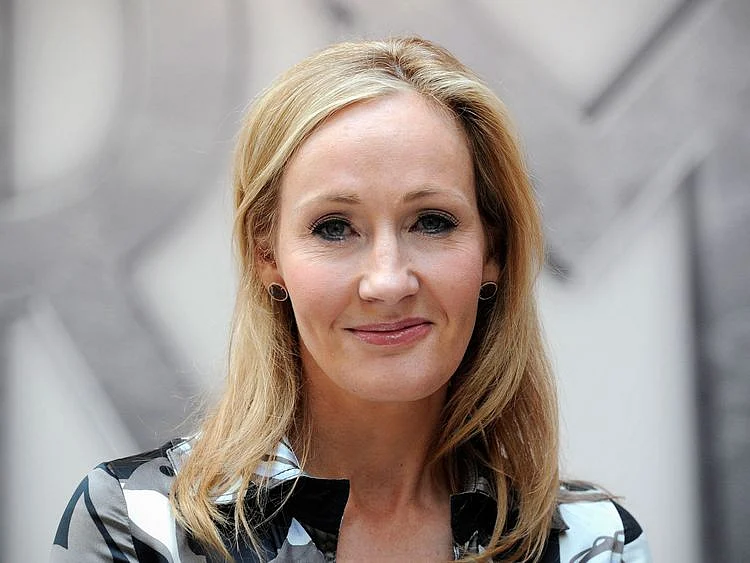 JK Rowling-1600151725535