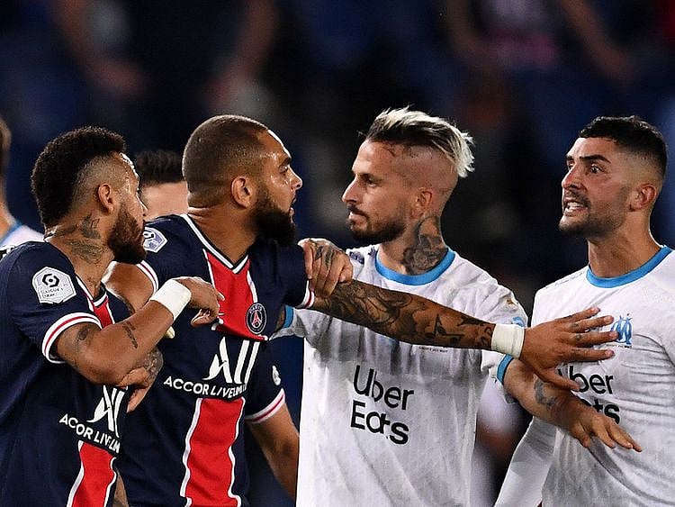 Neymar, left, gets involved in the brawl between PSG and Marseille