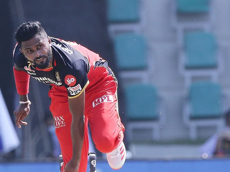 Royal Challengers Bangalore's Isuru Udana bowls. 