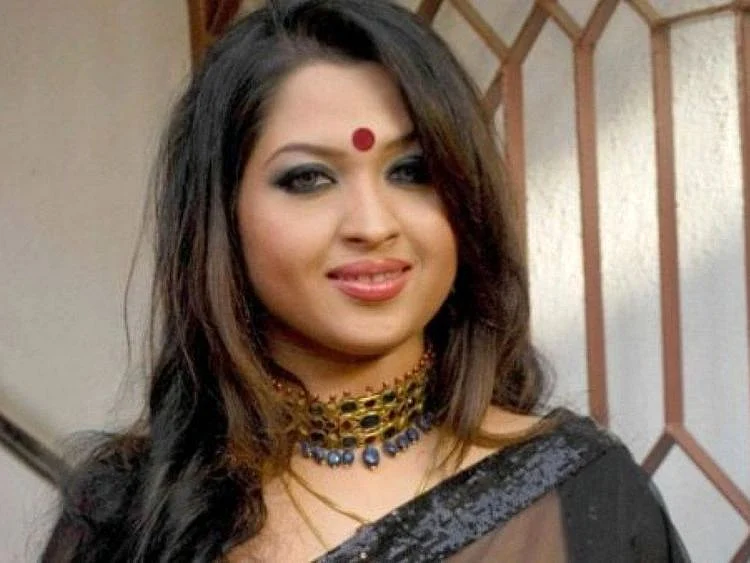 TAB 201004 Mishti Mukherjee_INSTAGRAM-1601789968904