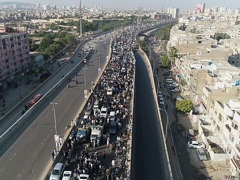 The PPP public rally in Karachi today moving towards Saddar.