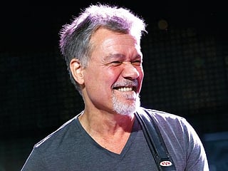 Eddie Van Halen death: Jimmy Kimmel, Josh Gad, other stars react