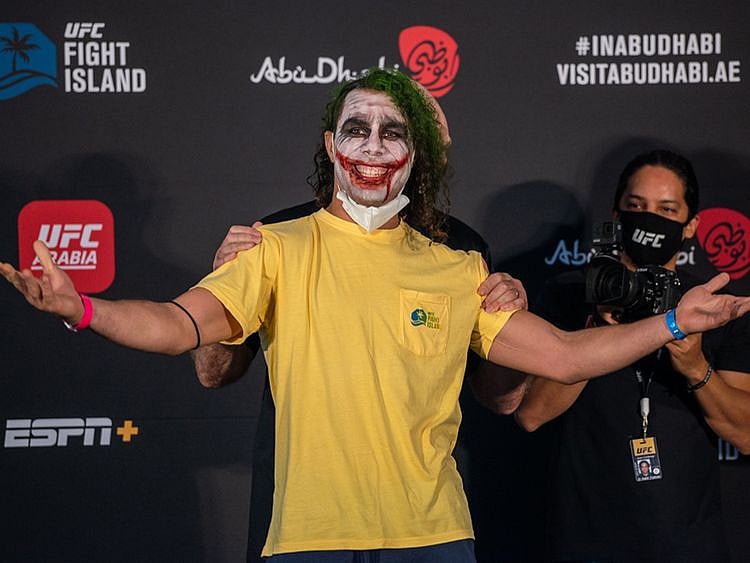 Markus Perez as The Joker at the UFC weigh-ins in Abu Dhabi