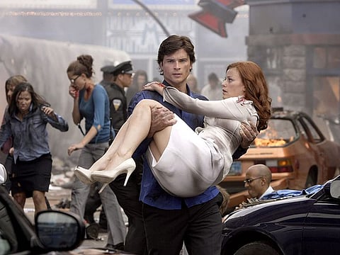 Tom Welling and Cassidy Freeman in 'Smallville'.