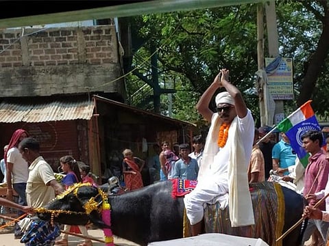 Election campaigns in Bihar saw candidates resort to various acts to grab attention of voters such as riding buffaloes and bullock carts.