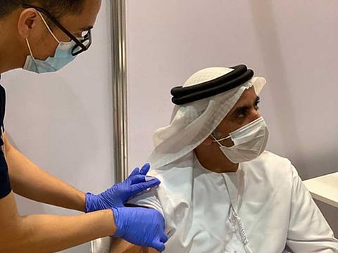 Lt. General Sheikh Saif Bin Zayed Al Nahyan, Deputy Prime Minister and Minister of the Interior, received the the COVID-19 vaccine shot on Monday evening.