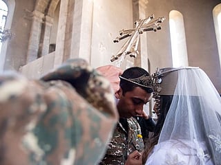 Photos: Wedding celebrated amid Nagorno-Karabakh conflict