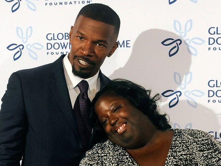 TAB 201027 Jamie Foxx- DeOndra Dixon-1603784641106