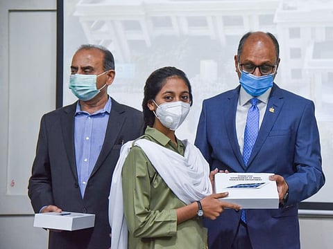 Students of the NJV Government Higher Secondary School in Karachi received tablet computers free of charge to assist with their education during the ongoing coronavirus pandemic. 