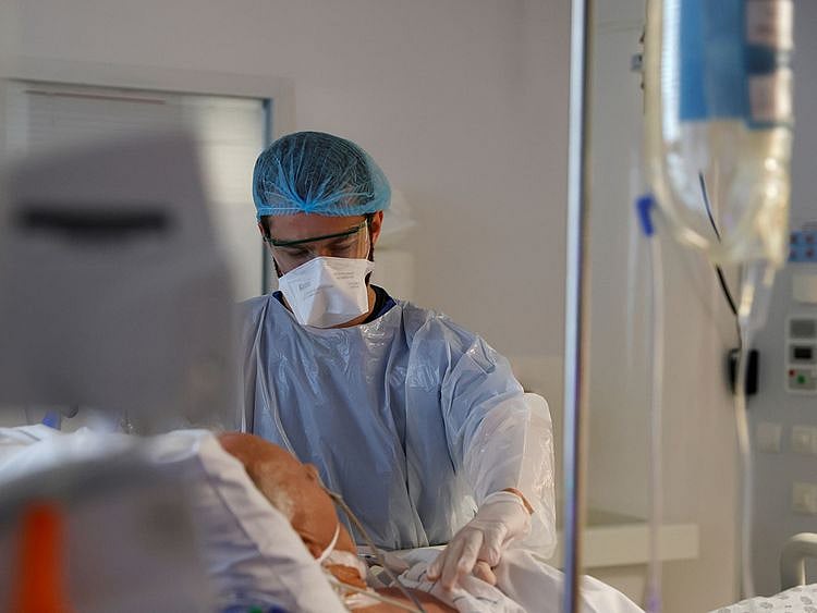 NAT 201025 DOCTOR-1604213675231